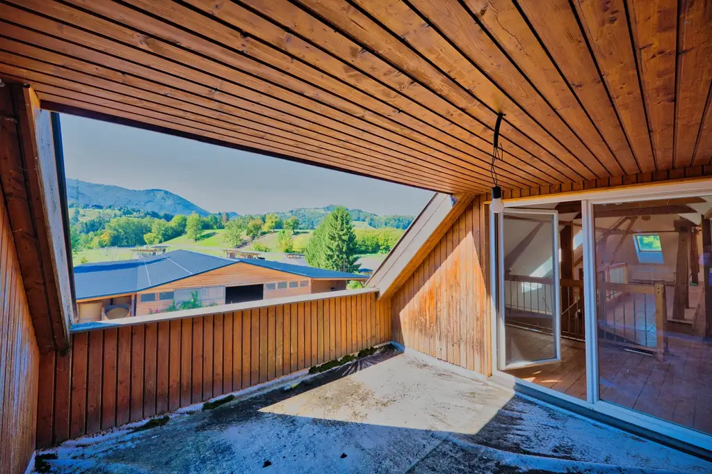 Reiterhof. Vierkanter. Wirtshaus. Zimmervermietung. Wohnungen. Natur.