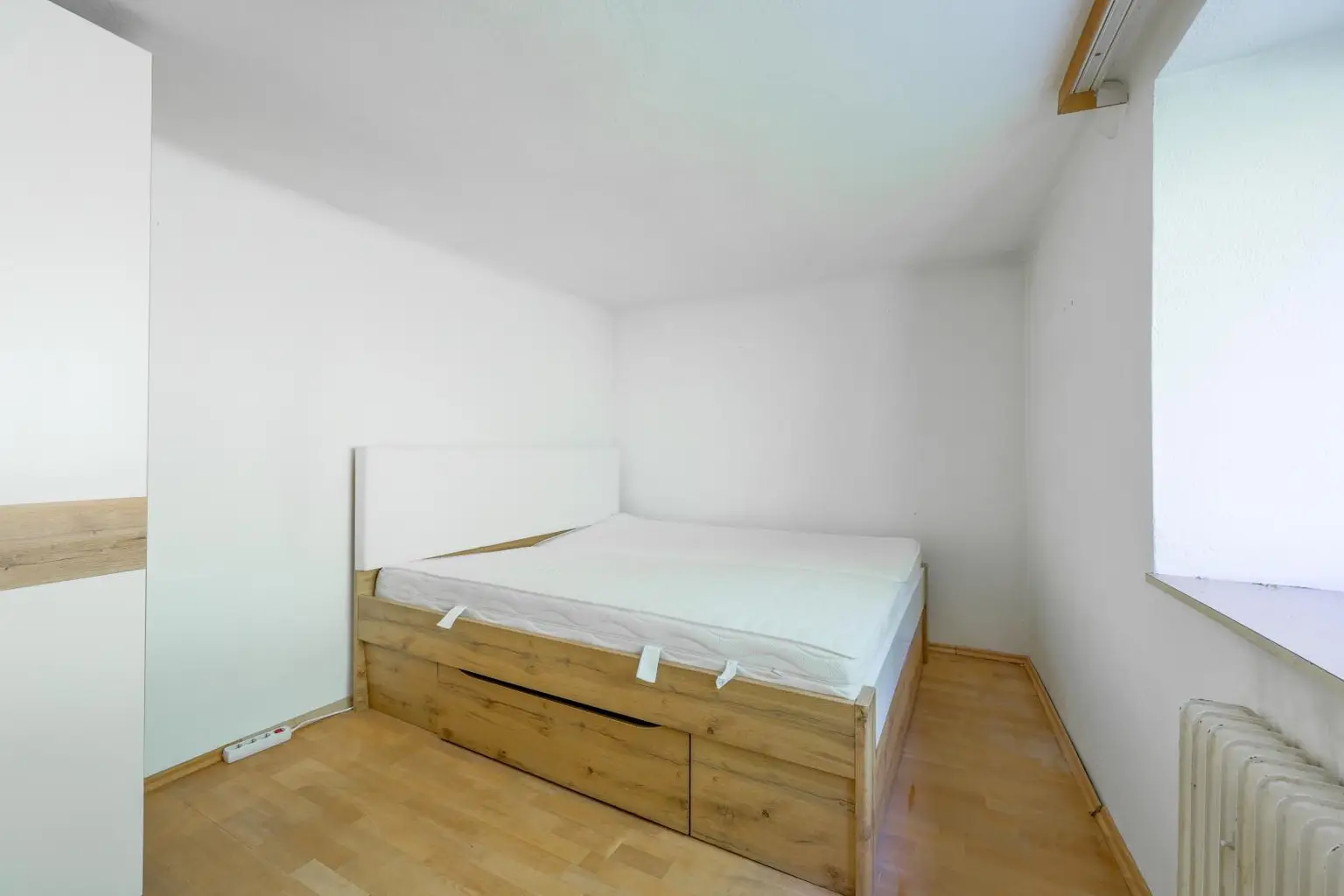 Zimmer 2 Halbstock