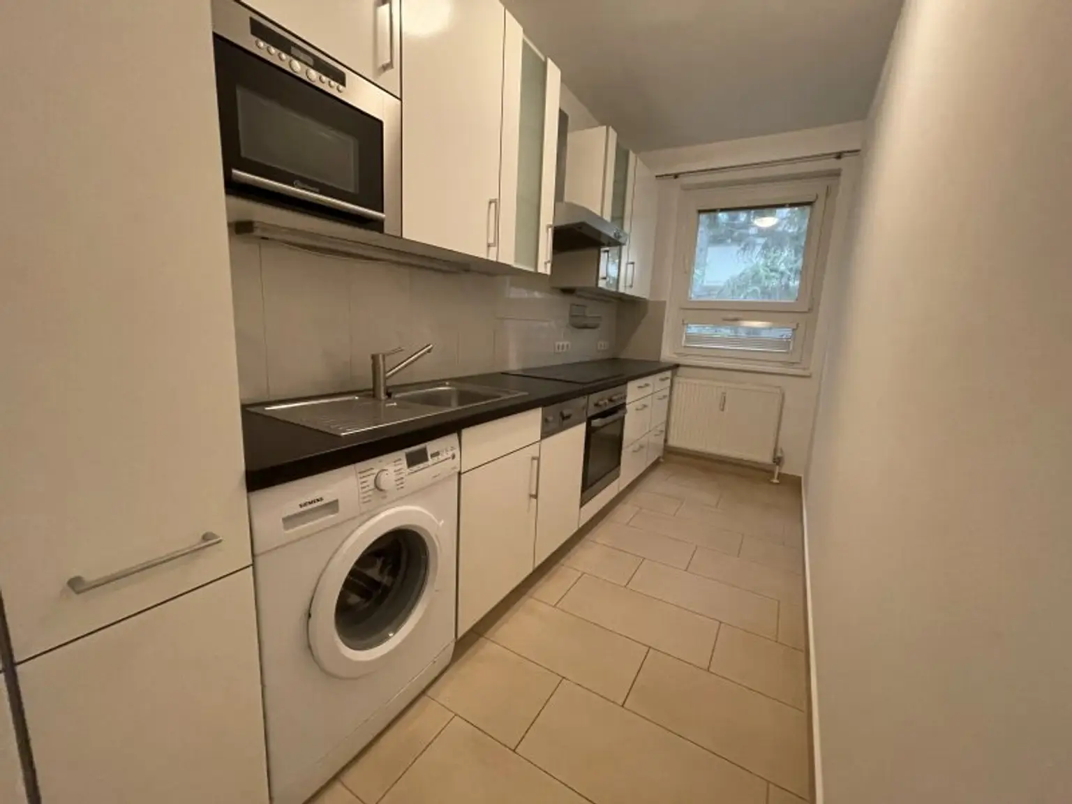 Charmante 2-Zimmer Wohnung mit zentraler Begehbarkeit in absoluter Ruhelage!