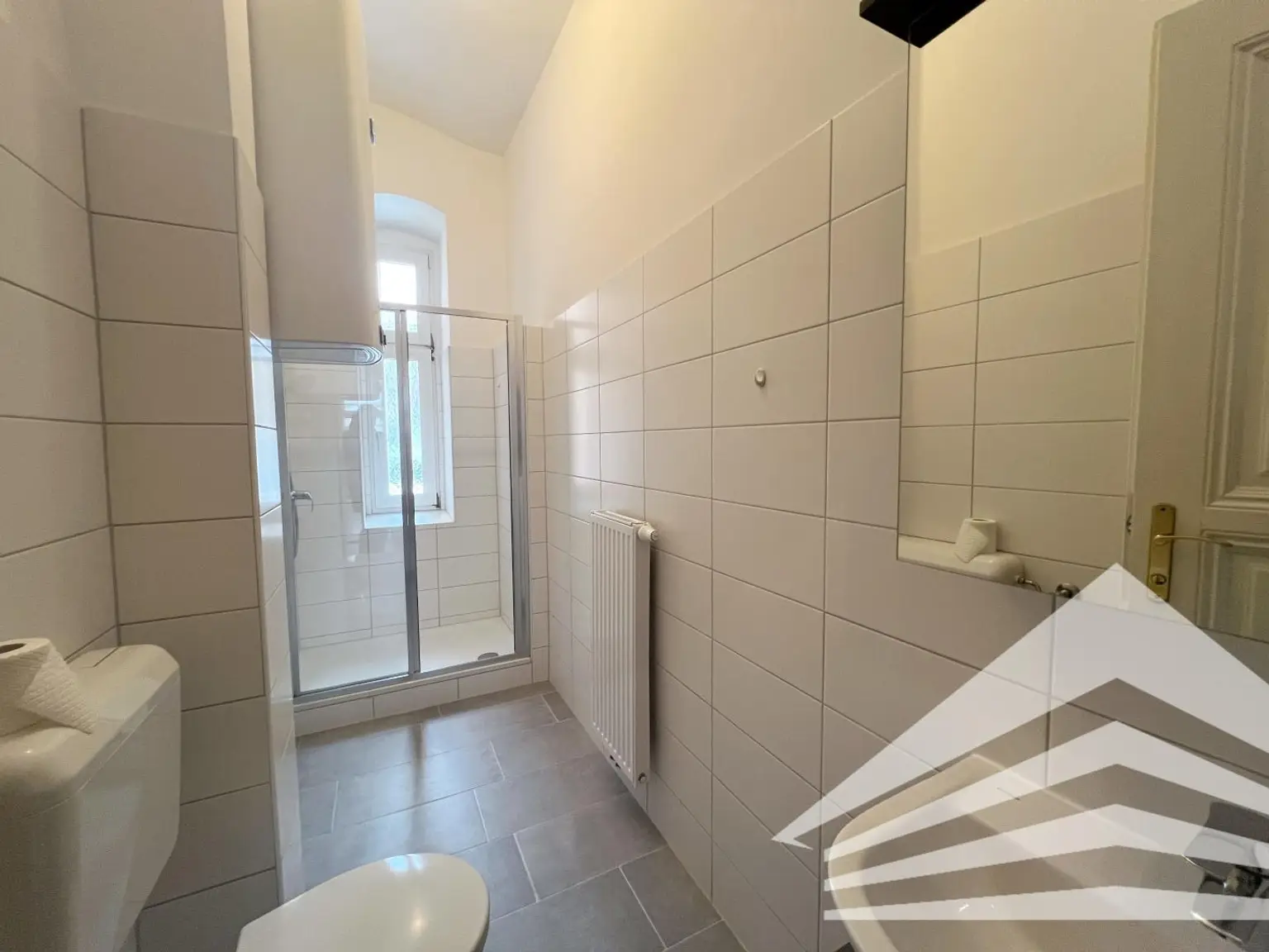 Badezimmer inkl. Dusche und WC