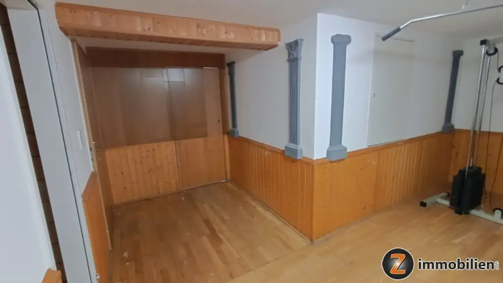 Wunderschöne Villa in exklusiver Bauausführung und Einrichtung