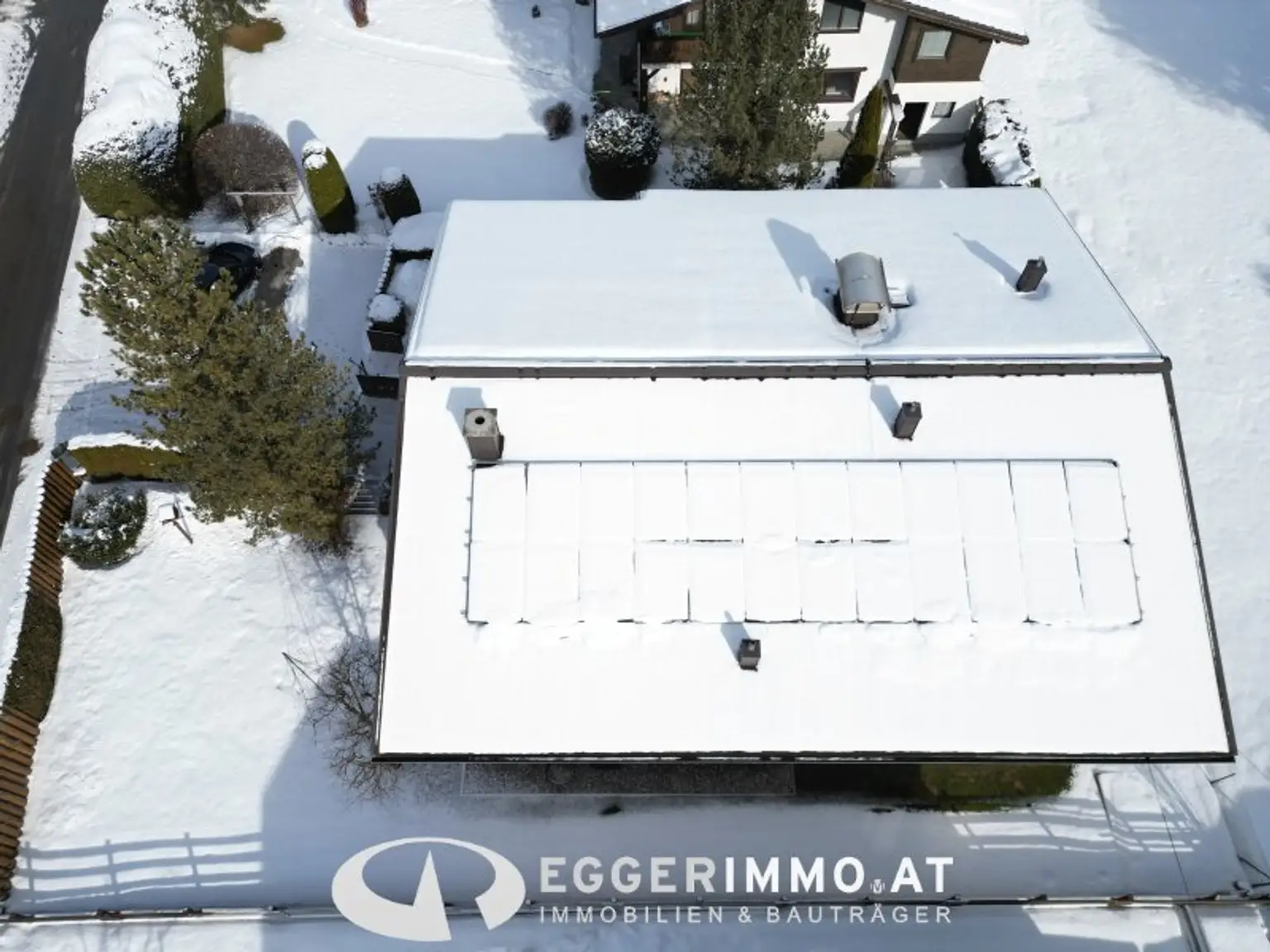 Living and Renting in the Heart of Kaprun – Exclusive Multi-Family House with Separate Apartment