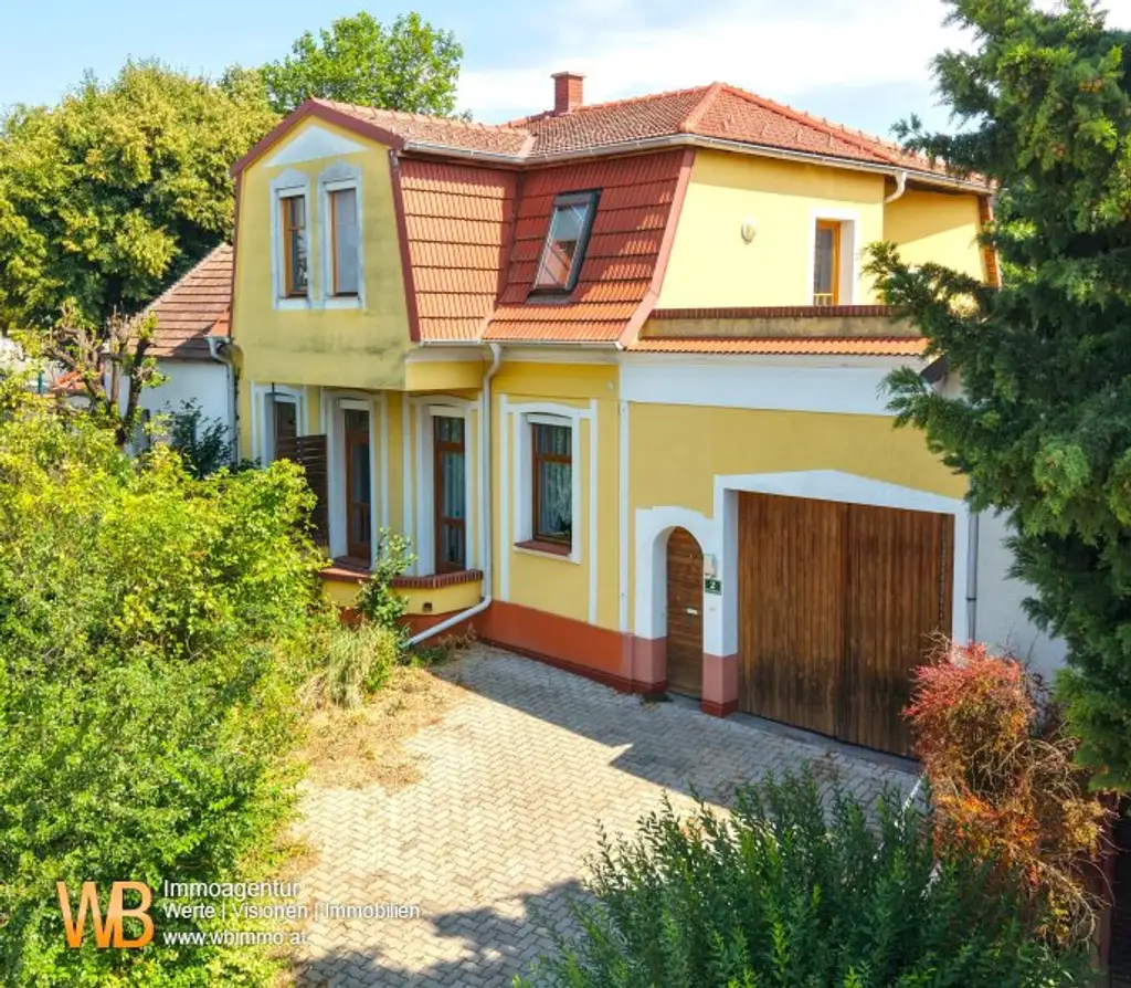 230m² Wohnnutzfläche, 3 Terrassen, 10 Zimmer; Zentrum Neusiedl am See mit Seeblick
