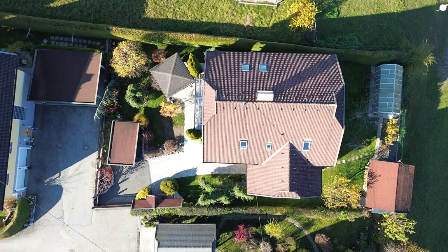 Exklusives Wohnjuwel mit Panoramablick auf die Sternbergkirche – sonnig und ruhig gelegen