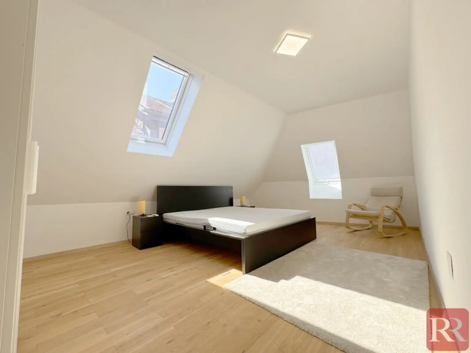 Exklusive Dachgeschosswohnung im Herzen von Klosterneuburg