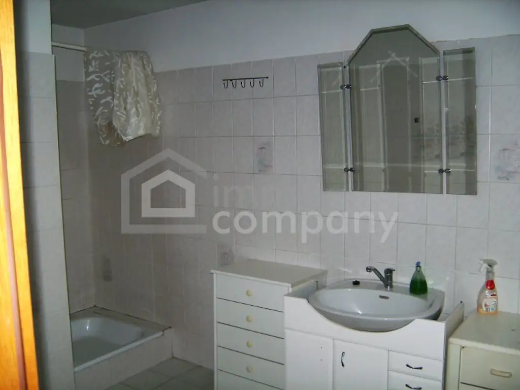 Geräumiges Mehrfamilienhaus im Bezirk Hollabrunn!