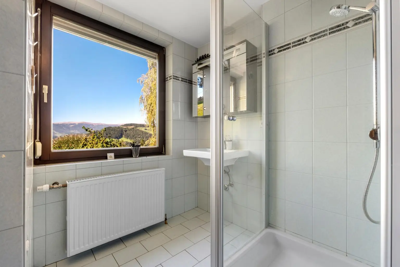 Gemütliches Einfamilienhaus in herrlicher, ruhiger Aussichtslage