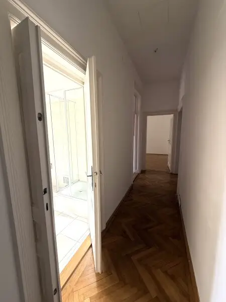 Wunderschöne AltbauWohnung in sehr guter Lage