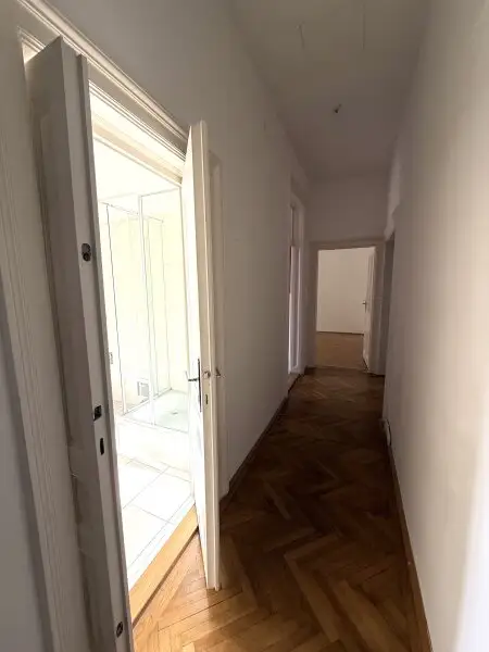 Wunderschöne AltbauWohnung in sehr guter Lage