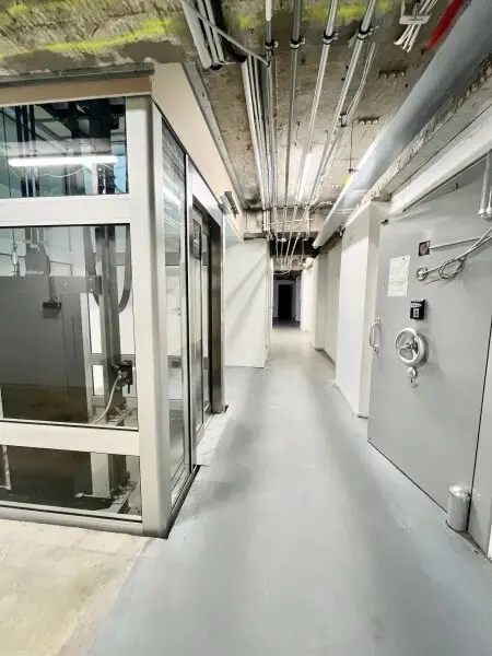 Ordination/Geschäftslokal oder Büro mit Souterrain in TOP FREQUENZLAGE!