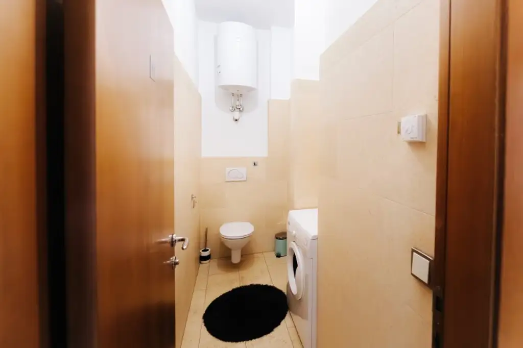 Stilvolle Altbauwohnung im Herzen der Wiener Innenstadt – vollmöbliert und sofort bezugsfertig