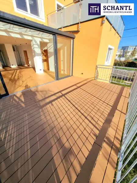 Fantastische 4-Zimmer Gartenwohnung! Mehr Natur. Mehr Ruhe. Mehr Grün. WOW! Riesiger Garten + Herrliche Terrasse + Lichtdurchfluteter Wintergarten + Stellplatz! Jetzt zugreifen!