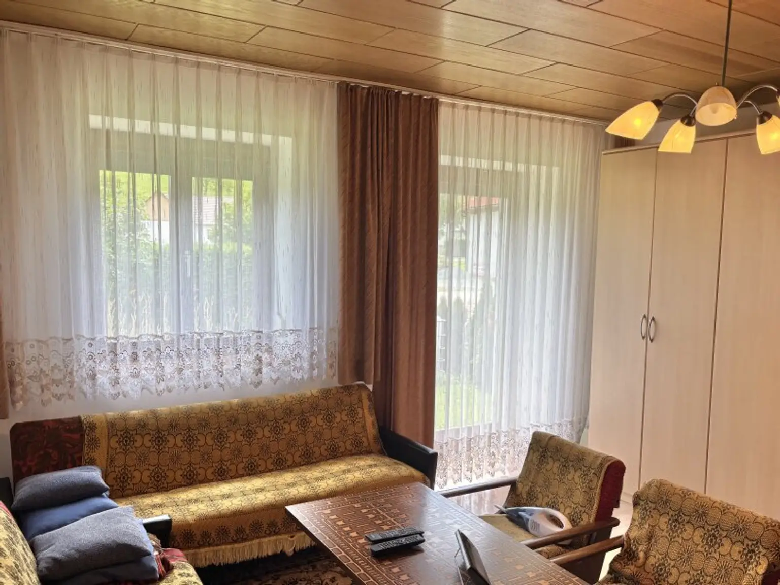 ** GARTENTAGE ** ren.bed. Landhaus mit bezauberndem Grundstück !! Ca. 7.200m 2 Wald inklusive !!