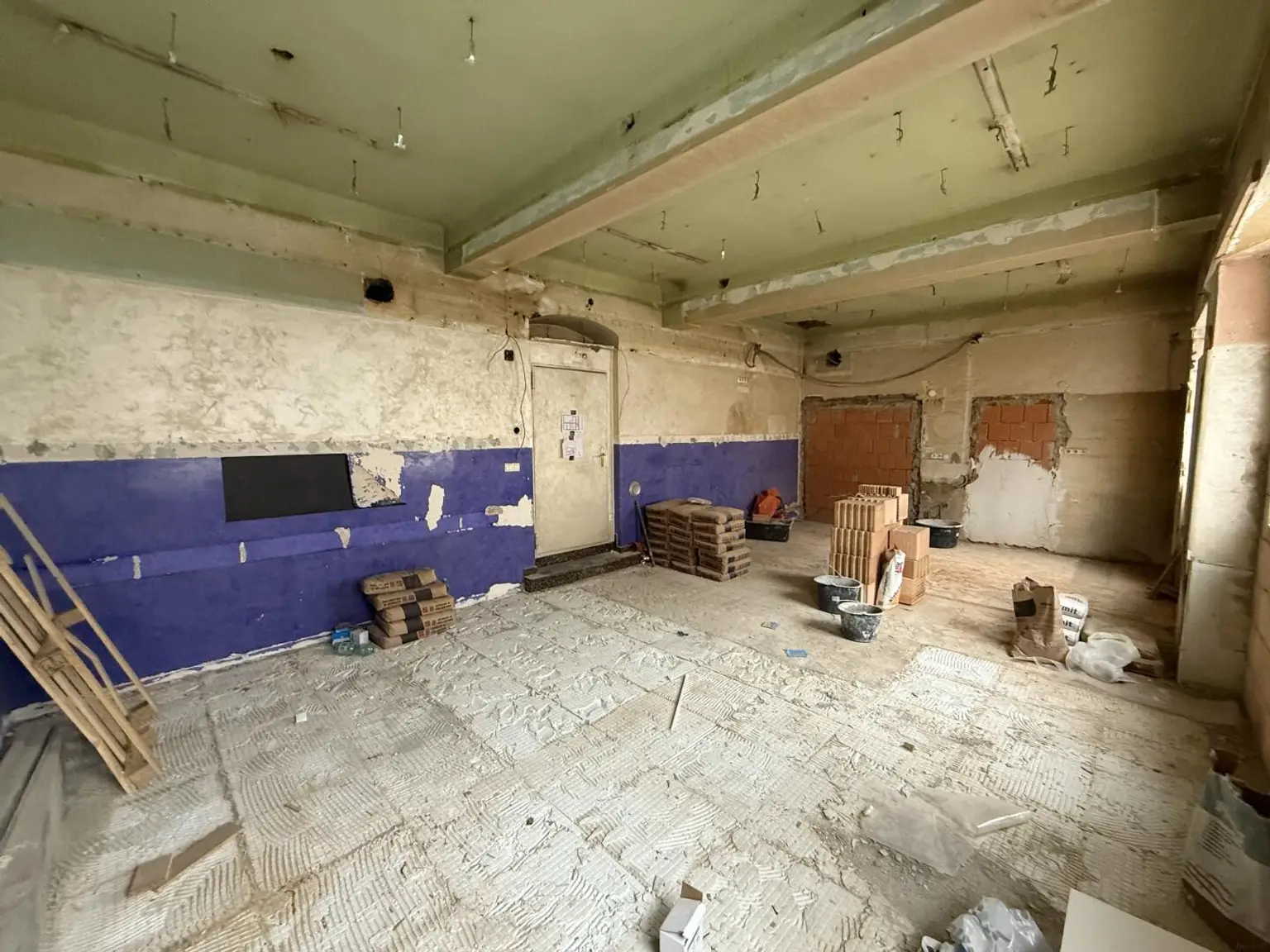 20251202_092641969_iOS