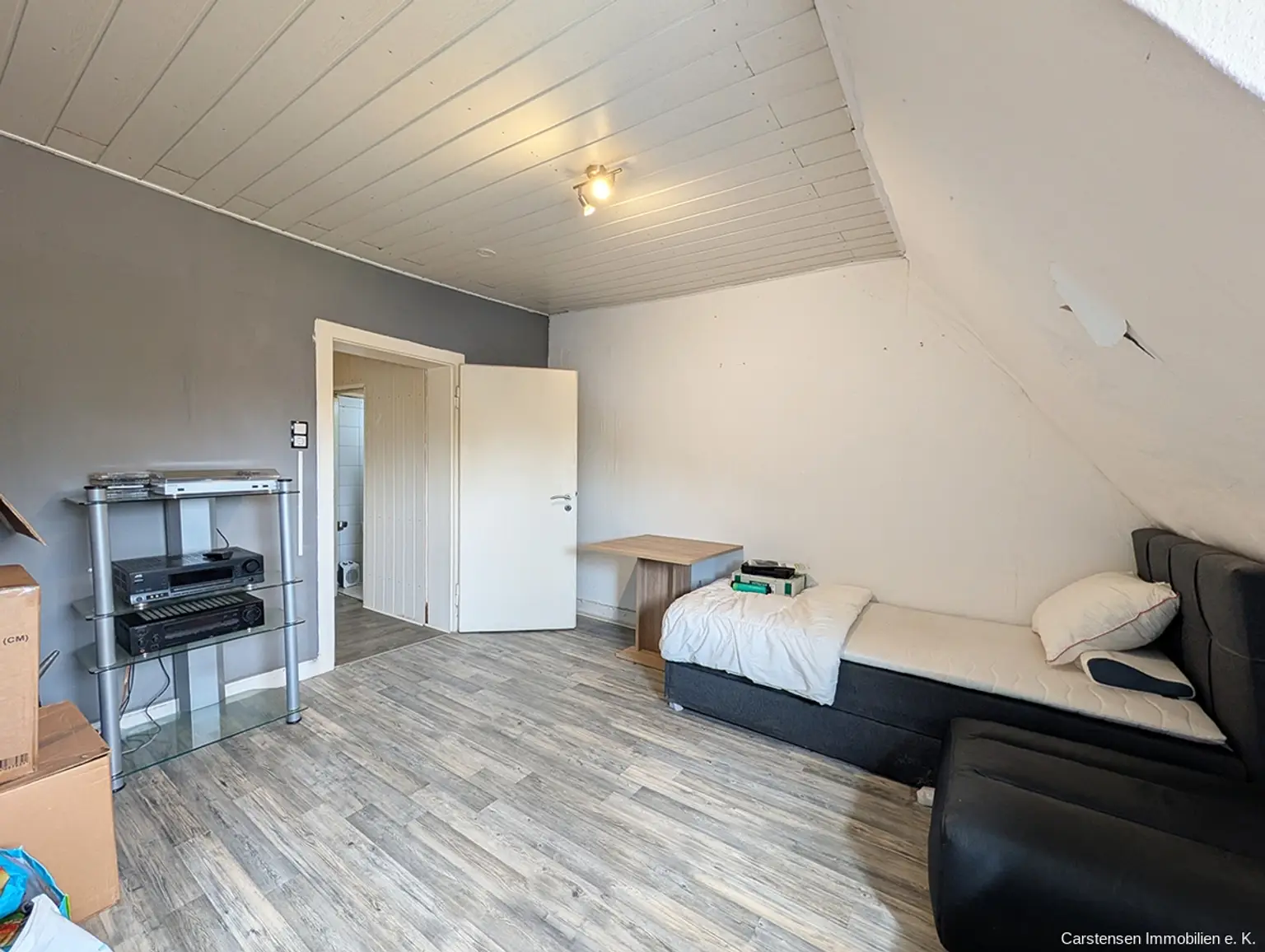 Schlafzimmer 2 DG