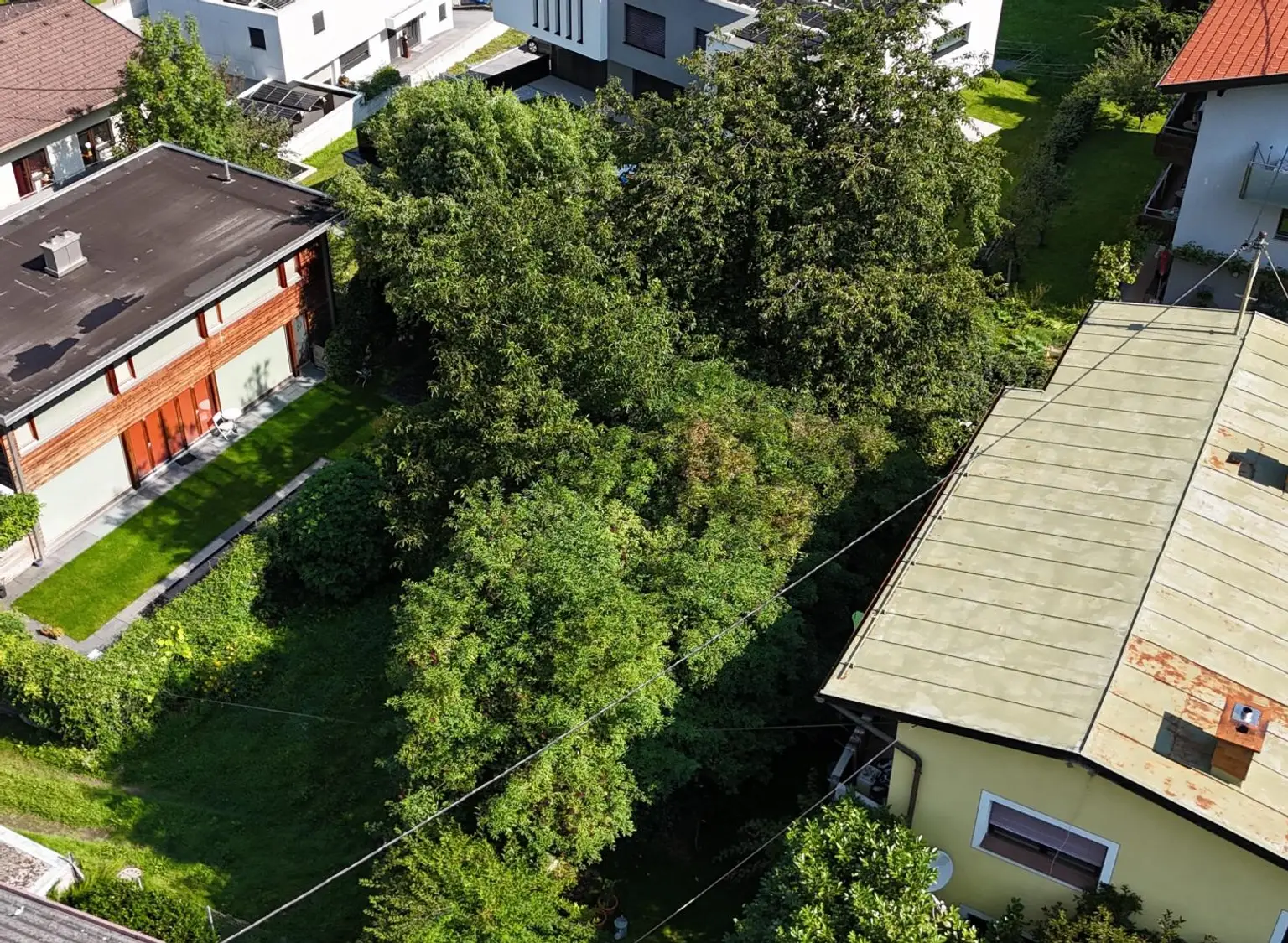 Sensationelle Gelegenheit: 303 m² Baugrund mit Garage in bester Lage von Zams!