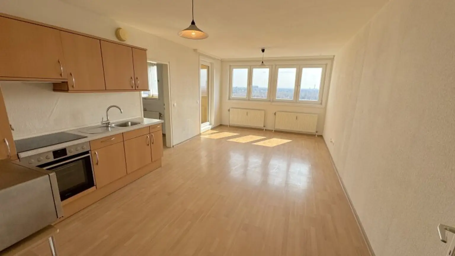 Top-gelegene 2-Zimmer-Wohnung mit Loggia im 22. Bezirk – Nähe UNO City & Donauinsel