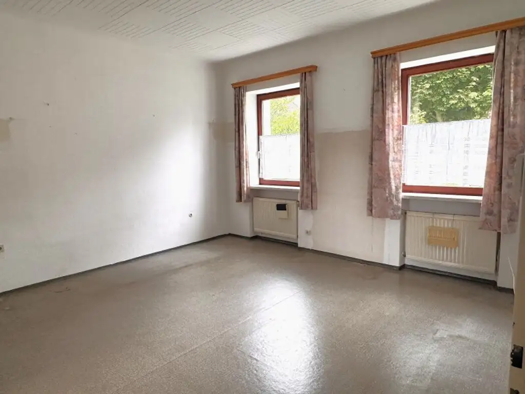 GELEGENHEIT NUTZEN! EINFAMILIENHAUS MIT EIGENGARTEN NAHE WIEN