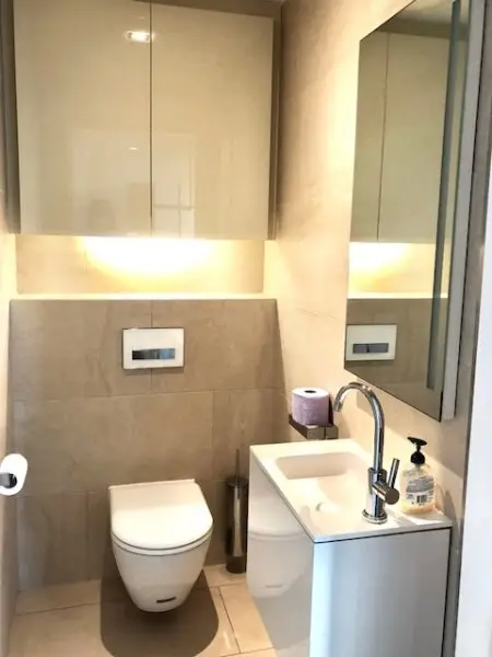 MIETWOHNUNG-INNENSTÄDTISCHE & EXQUISITE - PENTHOUSE- WOHNUNG-OHNE DACHSCHRÄGEN! mit 2,5-Zimmern in Top Lage - NASCHMARKT - 1060 WIEN!