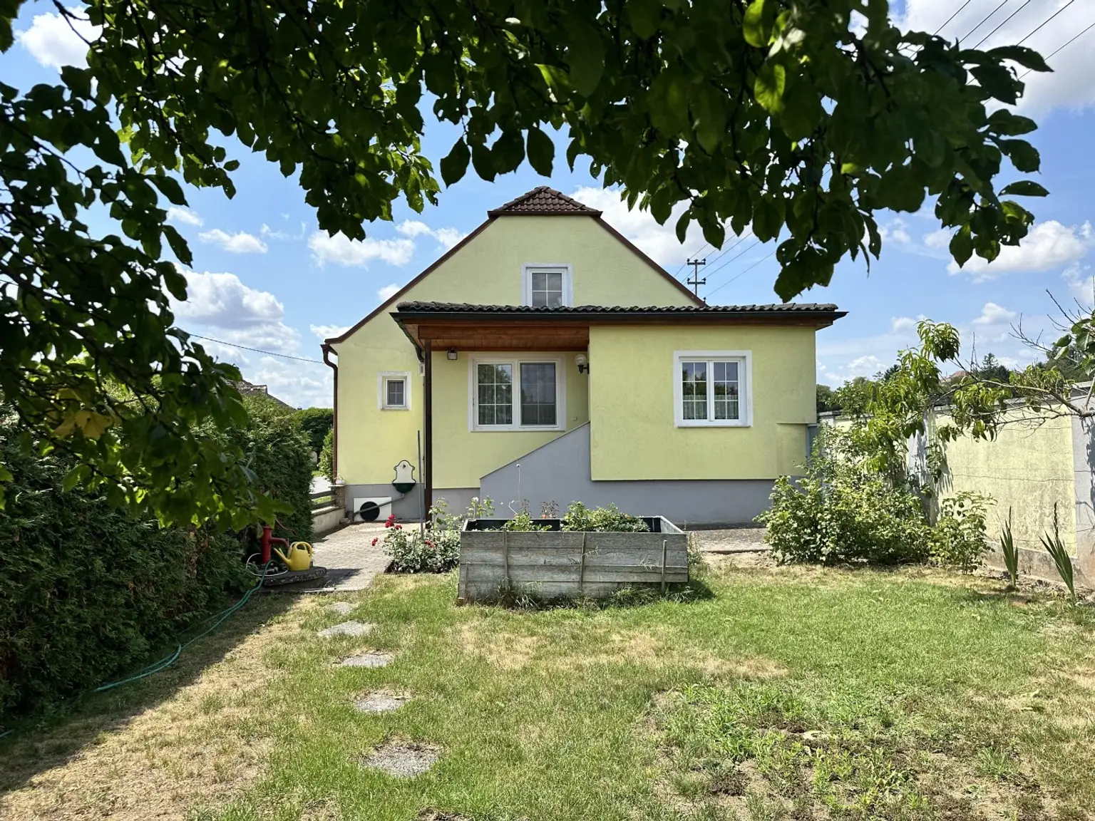 Wunderschöne Immobilie in zentraler Lage von Ladendorf