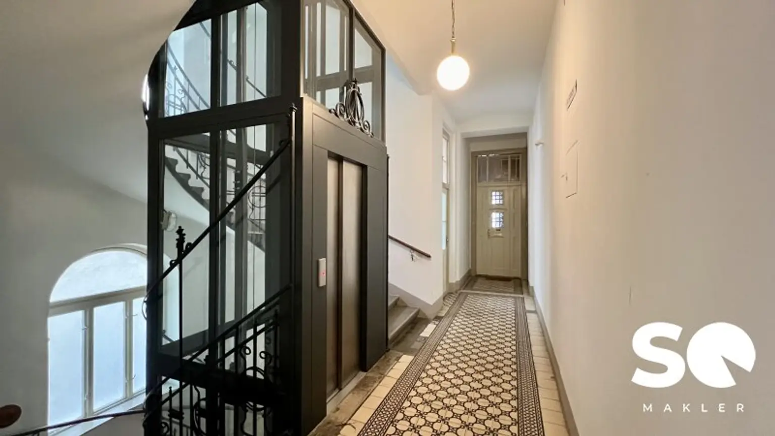 # SQ - CHARMANTE ALTBAUWOHNUNG IN EINEM GEPFLEGTEN ALTBAU -1080 WIEN