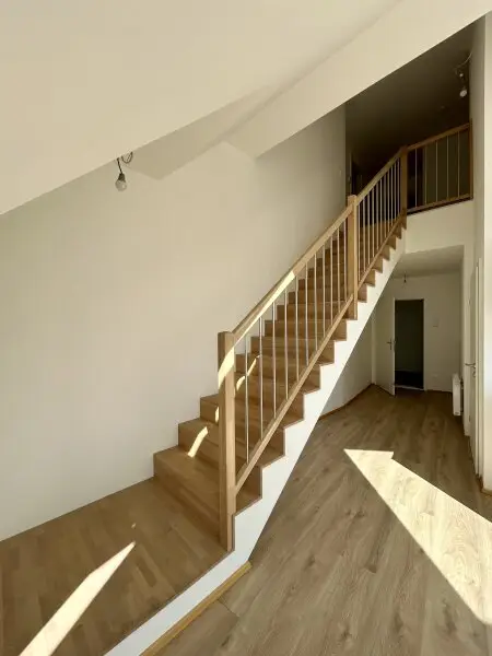 Traumhafte Dachgeschoßwohnung in Klosterneuburg – Erstbezug mit Terrasse!