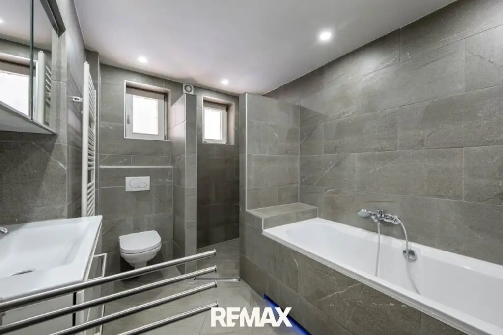 "Zukunft mit Aussicht" – Haus mit 4 Apartments und Eigentümerwohnung