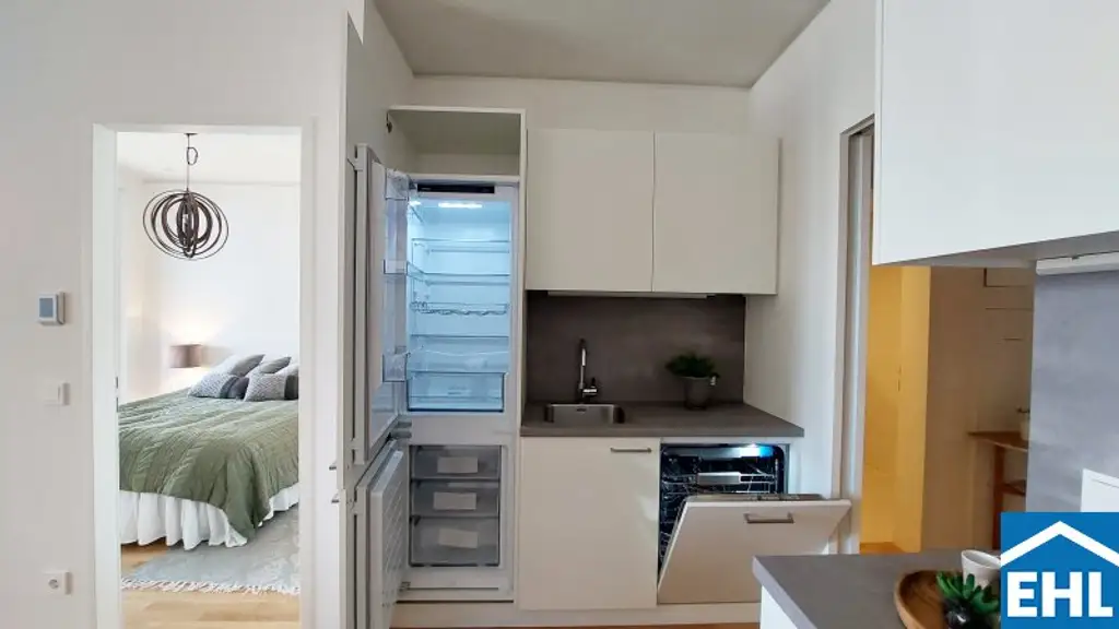 Exklusive 2-Zi.-Wohnung mit Loggia & Sauna bei der U1