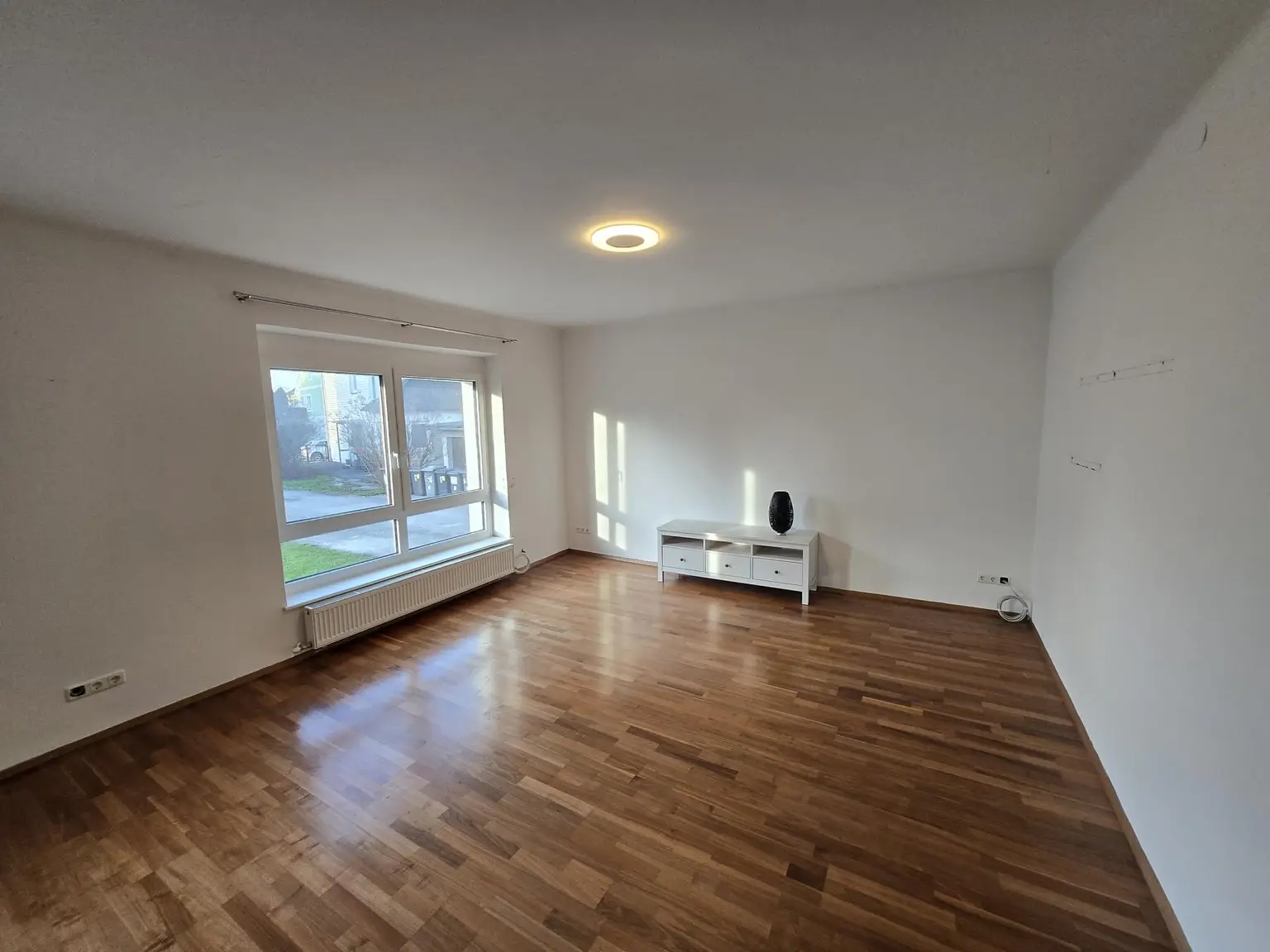 Hauptzimmer groß und geräumig