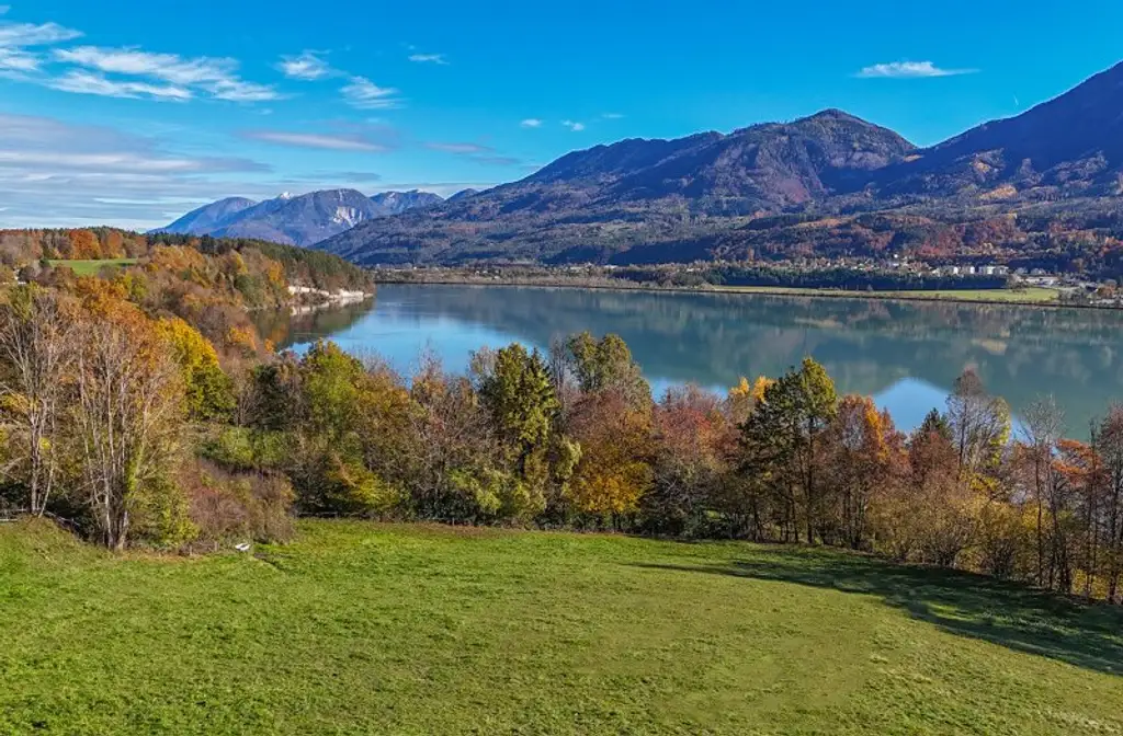 Traumgrundstück für Individualisten in sonnenverwöhnter Lage