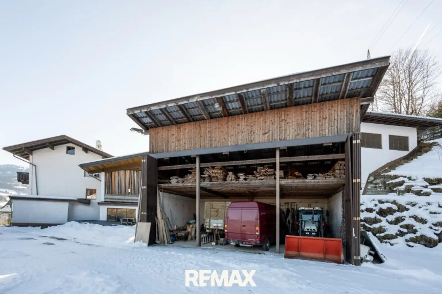 "Landwirtschaft mit Tischlerei in St. Johann im Pongau"