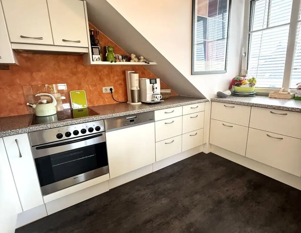 2-Zimmer-Wohnung mit Dachterrasse und traumhafter Aussicht!