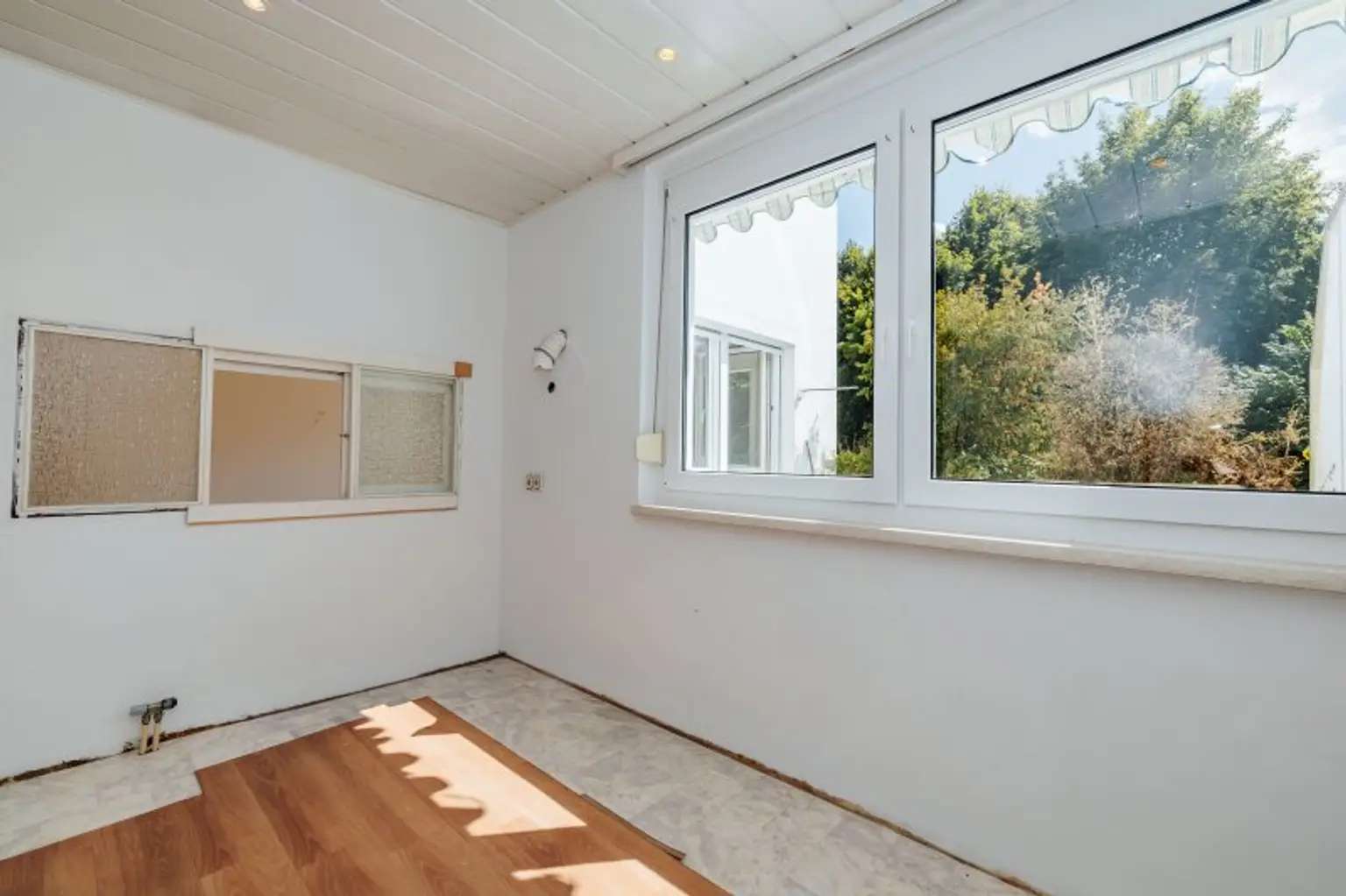 GROßZÜGIGE TERRASSE I RUHIGE LAGE I 3 ZIMMER I FAMILIENFREUNDLICH I NATURNAH I AB SOFORT I PROJEKT WOHNEN