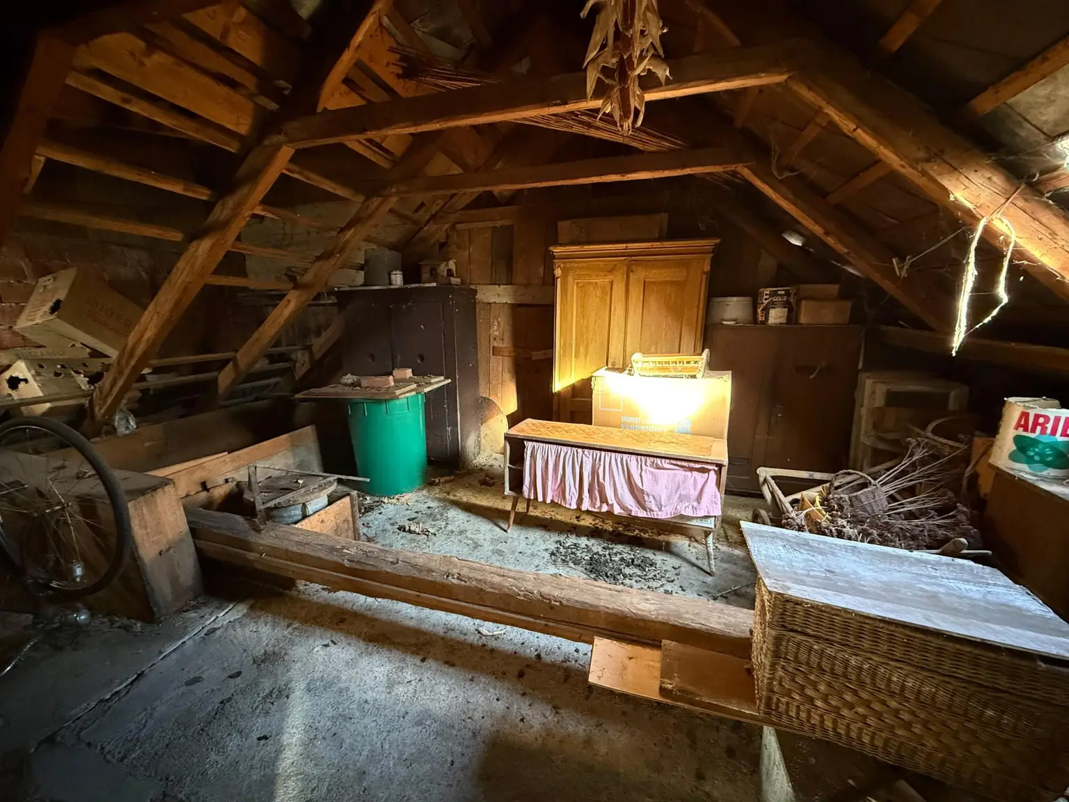 Altbau / Bestandshaus / OG links