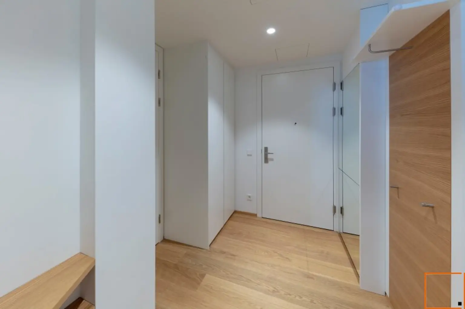 Stadtpark: Tolles Neubauapartment mit Loggia - Conciergeservice inklusive