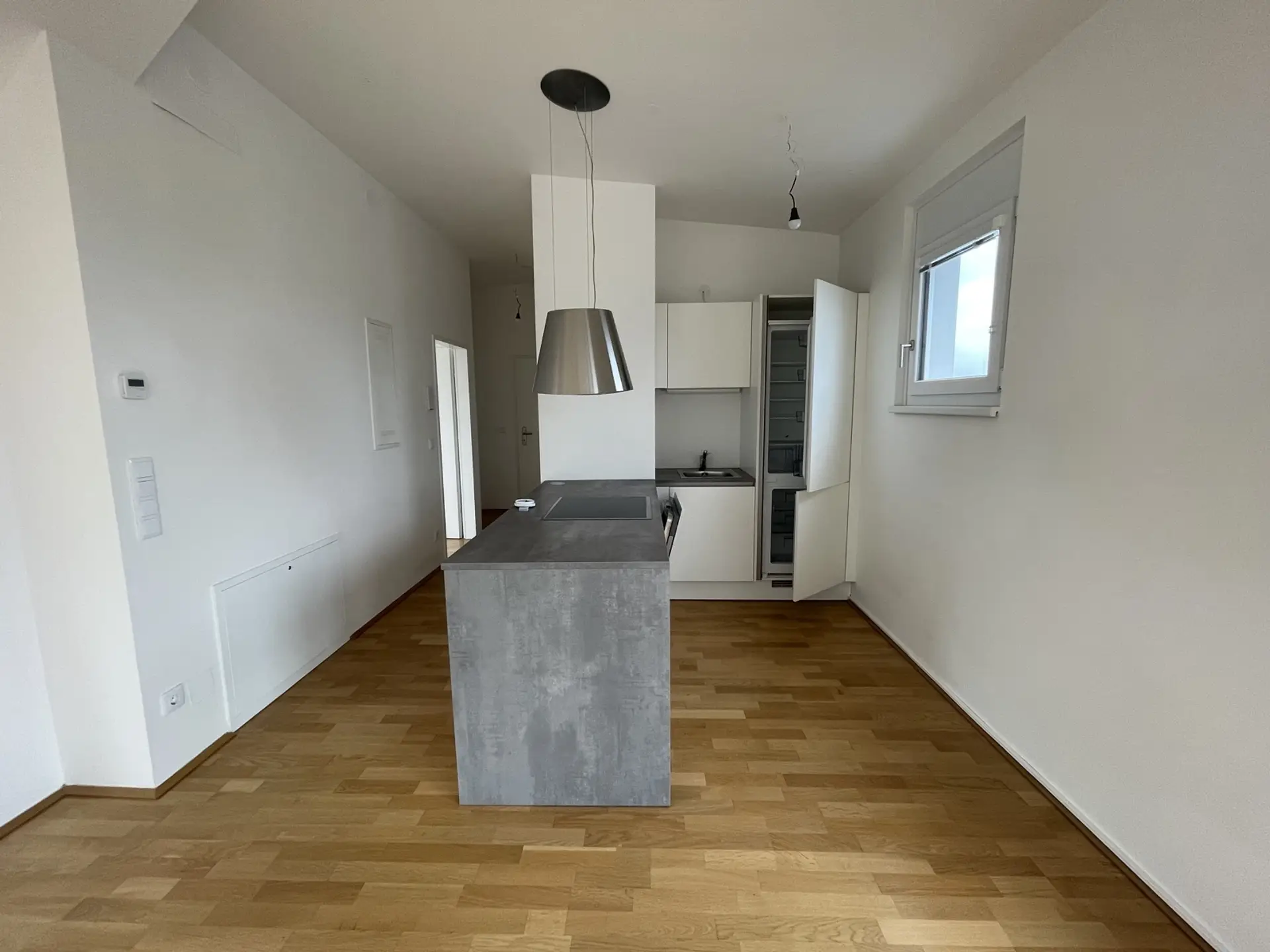 20241210_121007940_iOS