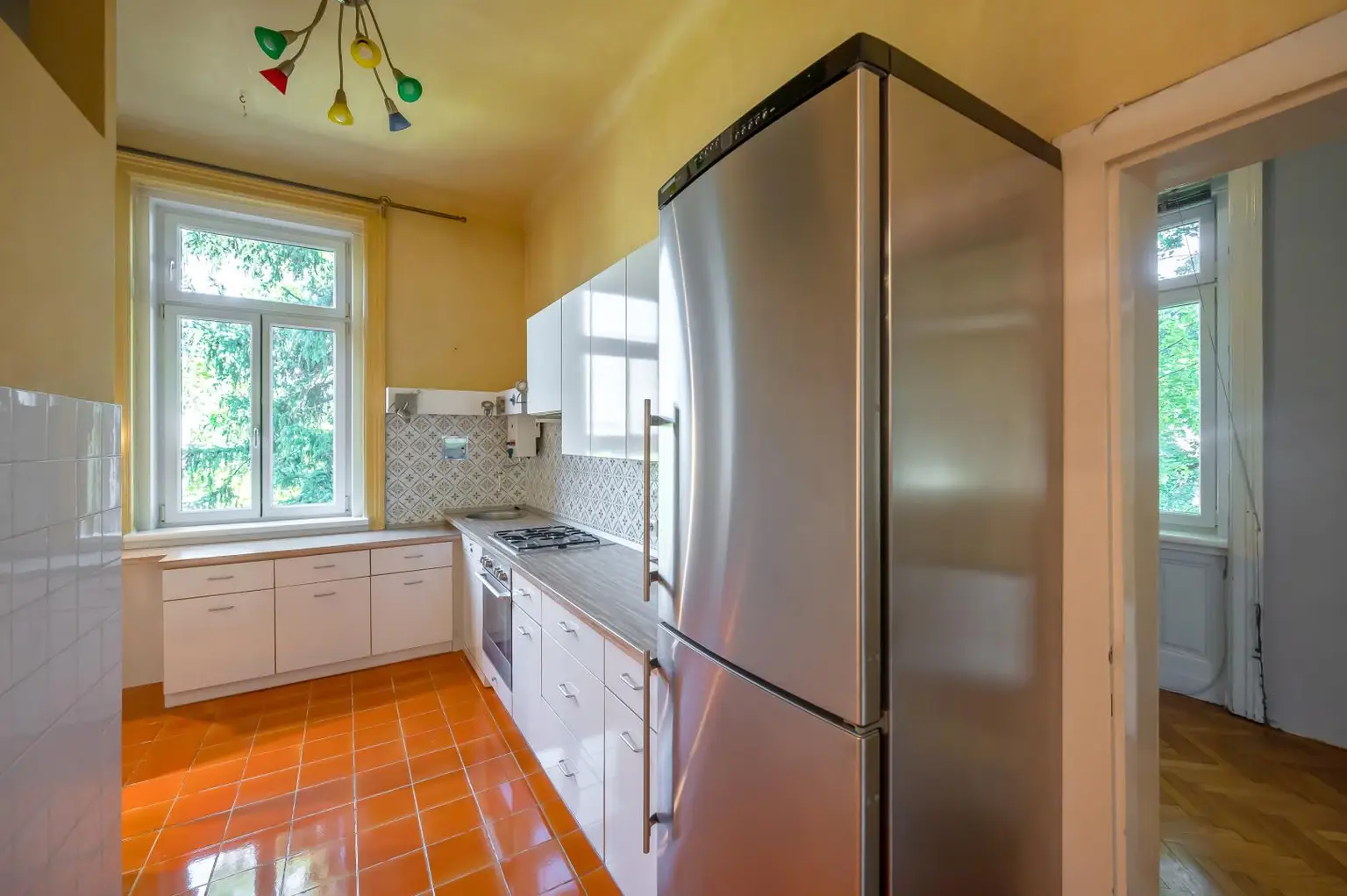 WOHNUNG IN ALTBAU-VILLA | EIGENGARTEN | SANIERUNGSBEDÜRFTIGES JUWEL