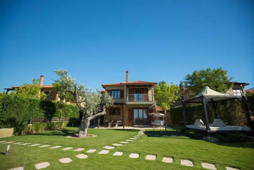 Mediterraner Luxus mit Panoramablick – Ihre exklusive Villa in Sani, Chalkidiki
