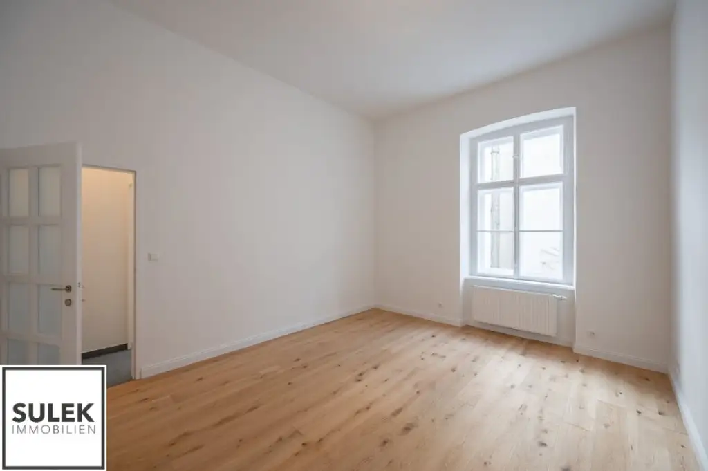 traumhafte 5-Zimmer-Altbauwohnung nahe Albertina