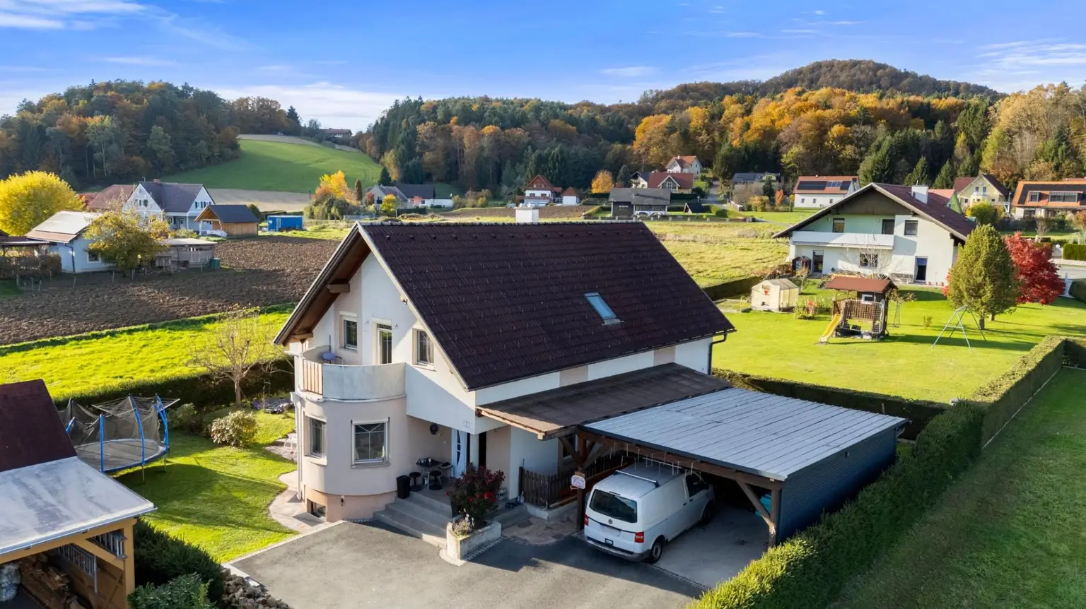 Stilvolles Eigenheim in sonniger Siedlungslage am Rande von Heimschuh