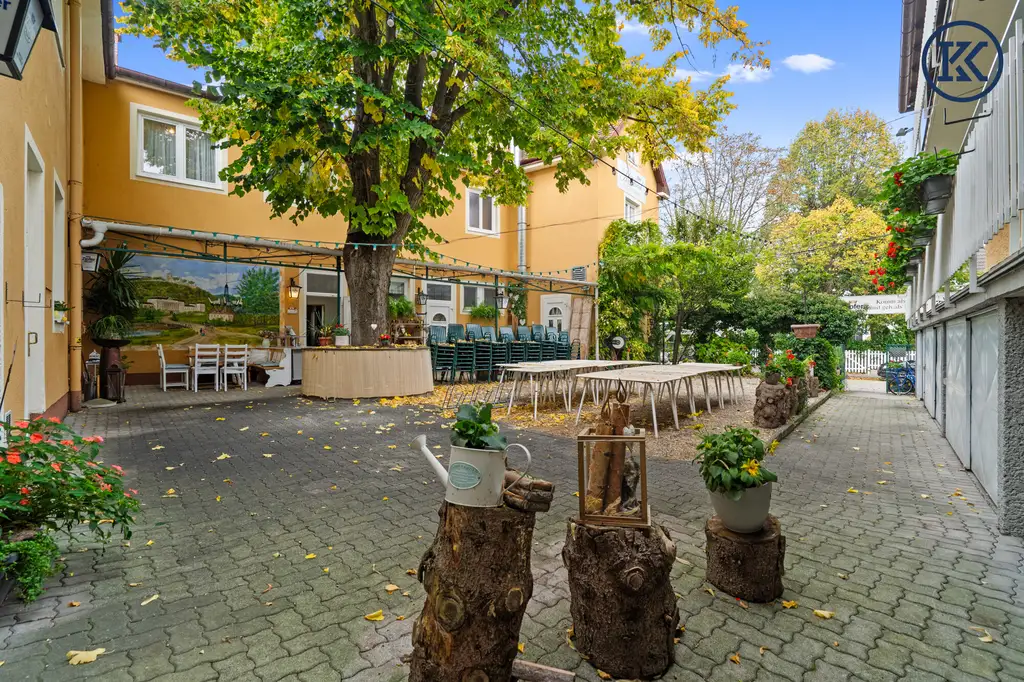 Historischer Gasthof mit Hotelbetrieb in Baden, Niederösterreich