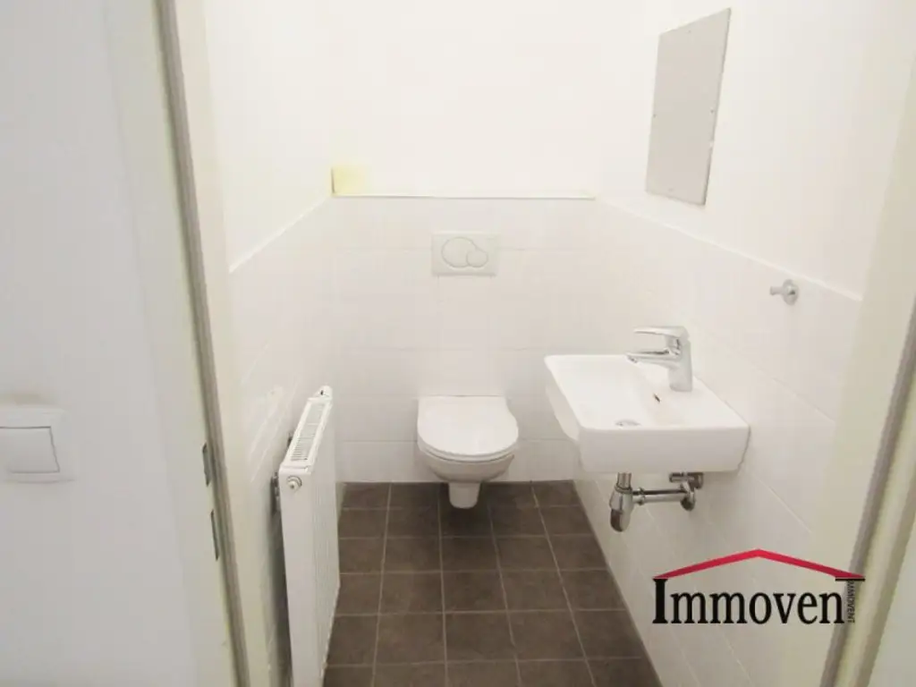 RUHELAGE -  2-Zimmerwohnung mit Balkon! (Mietbeginn 01.03.2026)