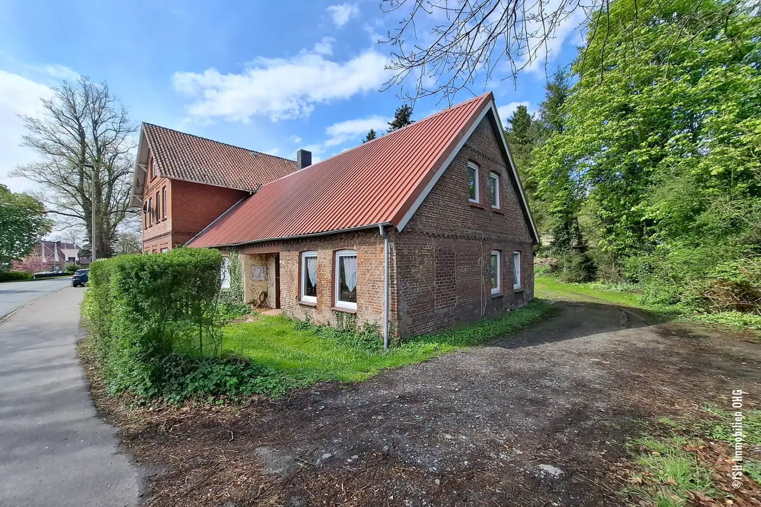 Straßenansicht