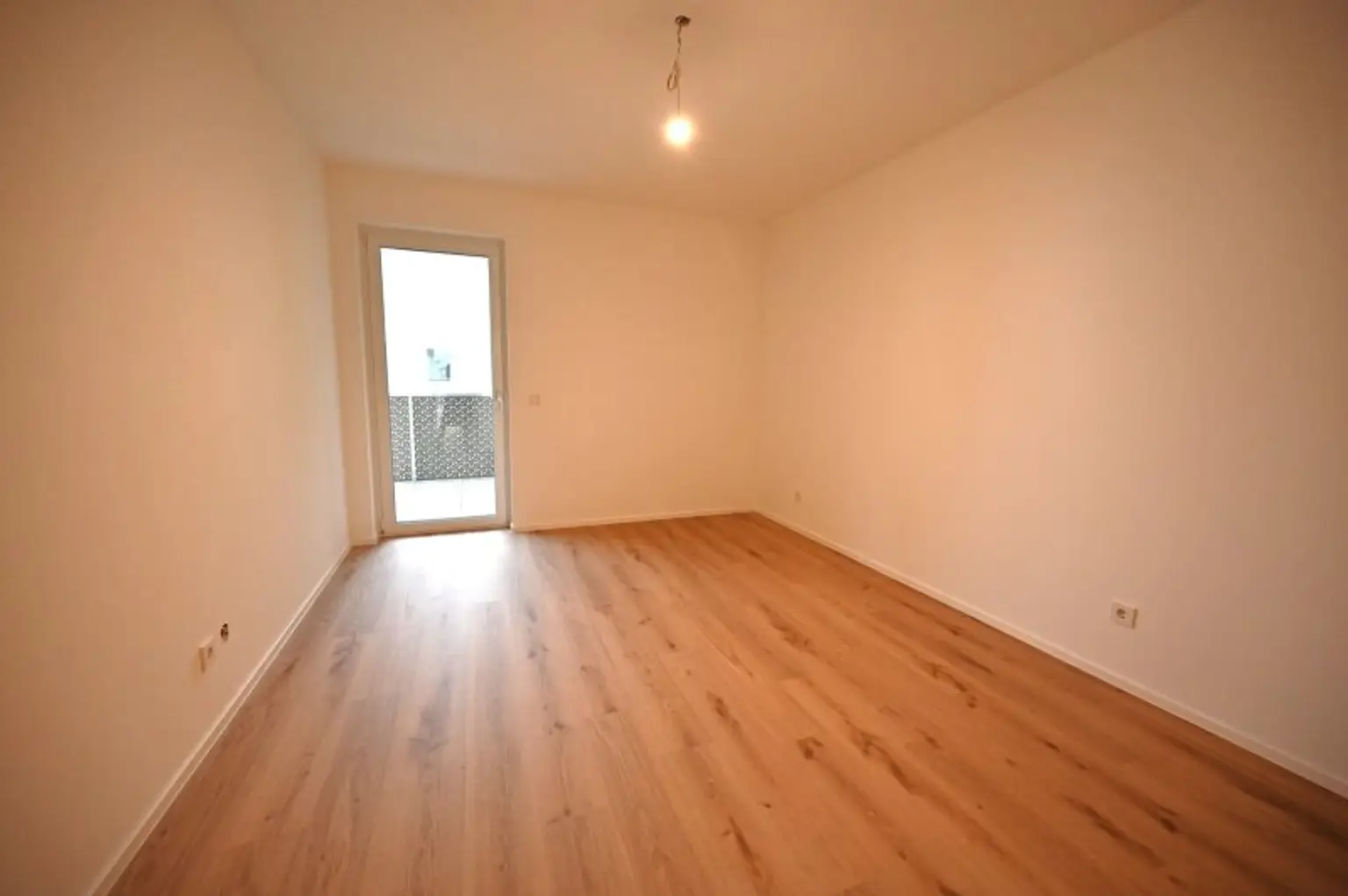 Licht. Luft. Lebensqualität – 4-Zimmer-Wohnung mit zwei Balkonen in Altenberg