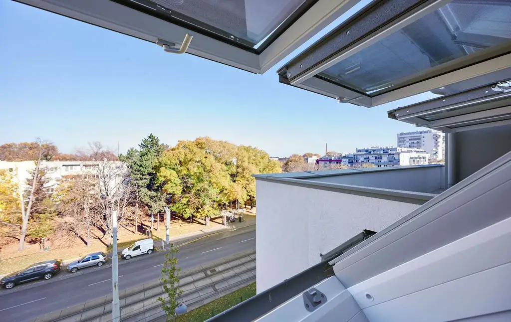 Grün. Sonnig. Zuhause! – 3-Zimmer-Traum mit Terrasse nahe der Donau!
 - ERSTBEZUG!