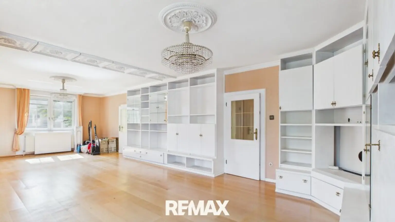 Sanierungsbedürftiges Schmuckstück - Ein Zuhause mit Charme, Licht und Möglichkeiten