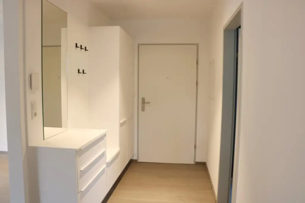 Telfs - Hochwertig - geschmackvoll eingerichtete 2 Zimmerwohnung mit Terrasse und Autoabstellplatz