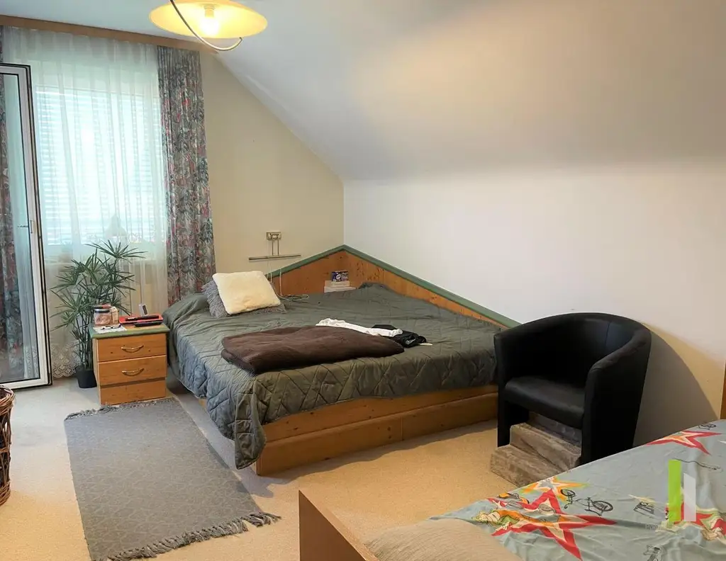 Charmante Dachgeschoss-Wohnung im Zentrum von Gröbming