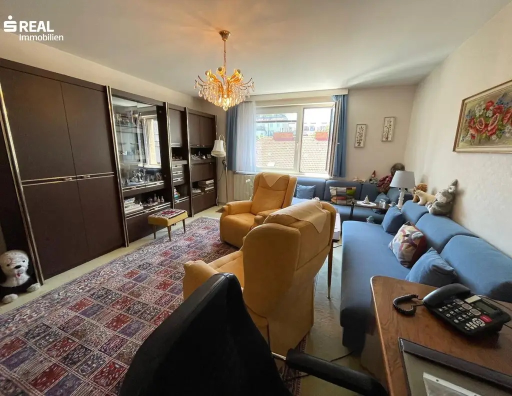 Helle & gut aufgeilte 3 bis 4 Zimmer-Wohnung in zentraler Lage mit Gemeinschaftsgarten