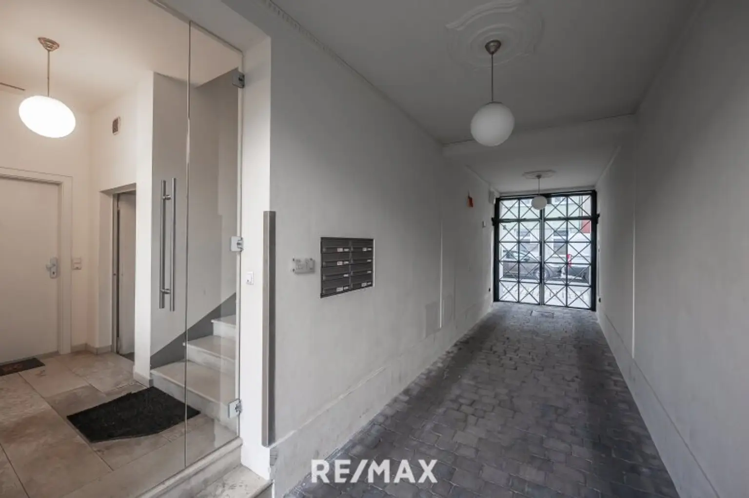 Stiegenhaus/Eingangsbereich